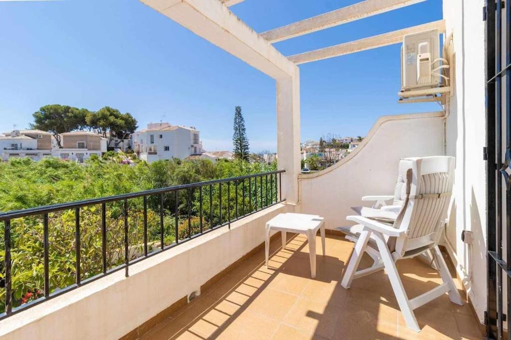 Tropicana Townhouse, 2 Bedroom Nerja Extérieur photo